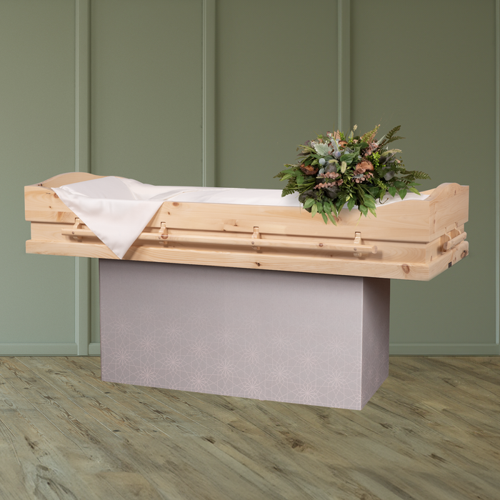 Pine Wood Chaise Bed Viewer with Flowers in Show Room with Green Walls