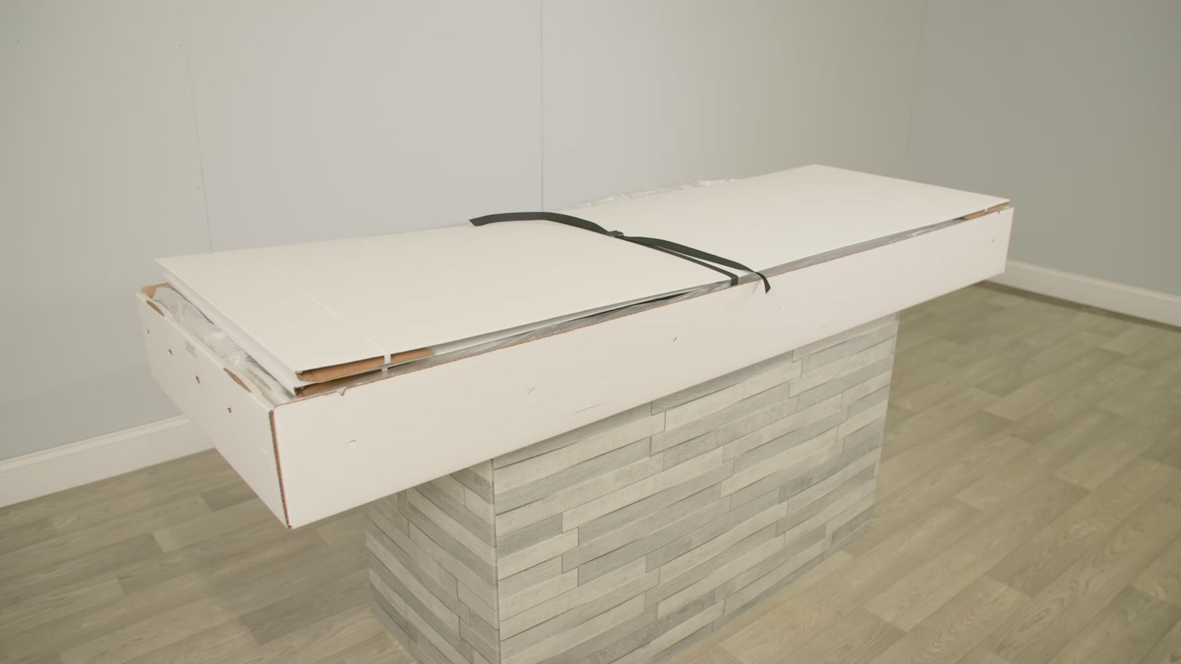 How to Assemble a Coverlet Alternative Cremation Container